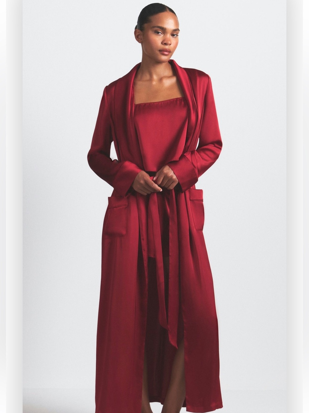 SKIMS Woven Shine Long Robe in Deep Red with Tie Belt - Picture 2 of 5